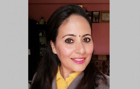 सविना अधिकारी